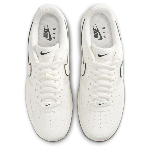 Nike Air Force 1 '07